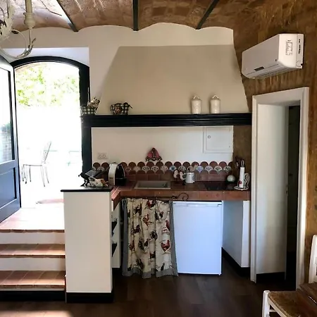 펜션 Casa Rosy Nel Borgo Di *