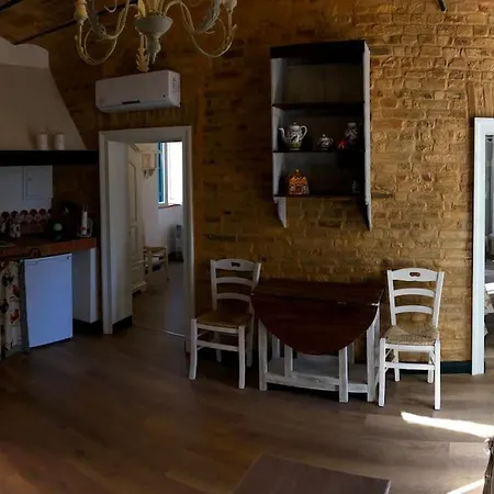 Casa Rosy Nel Borgo Di Patrignone