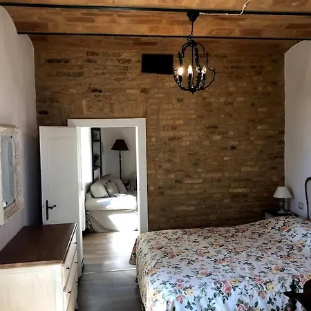 Casa Rosy Nel Borgo Di 펜션 *