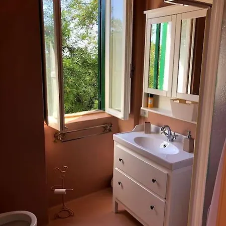 Casa Rosy Nel Borgo Di 펜션 *