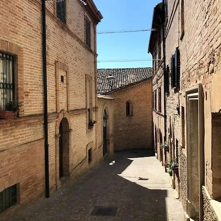 Casa Rosy Nel Borgo Di Tatil Evi